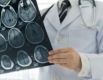 مشاهدة فحوصات التصوير (التصوير المقطعي CT، الرنين المغناطيسي MRI، الاولتراساوند، الأشعة السينية)